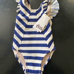 NWT 9-12m Tea suit. Blue and white stripes